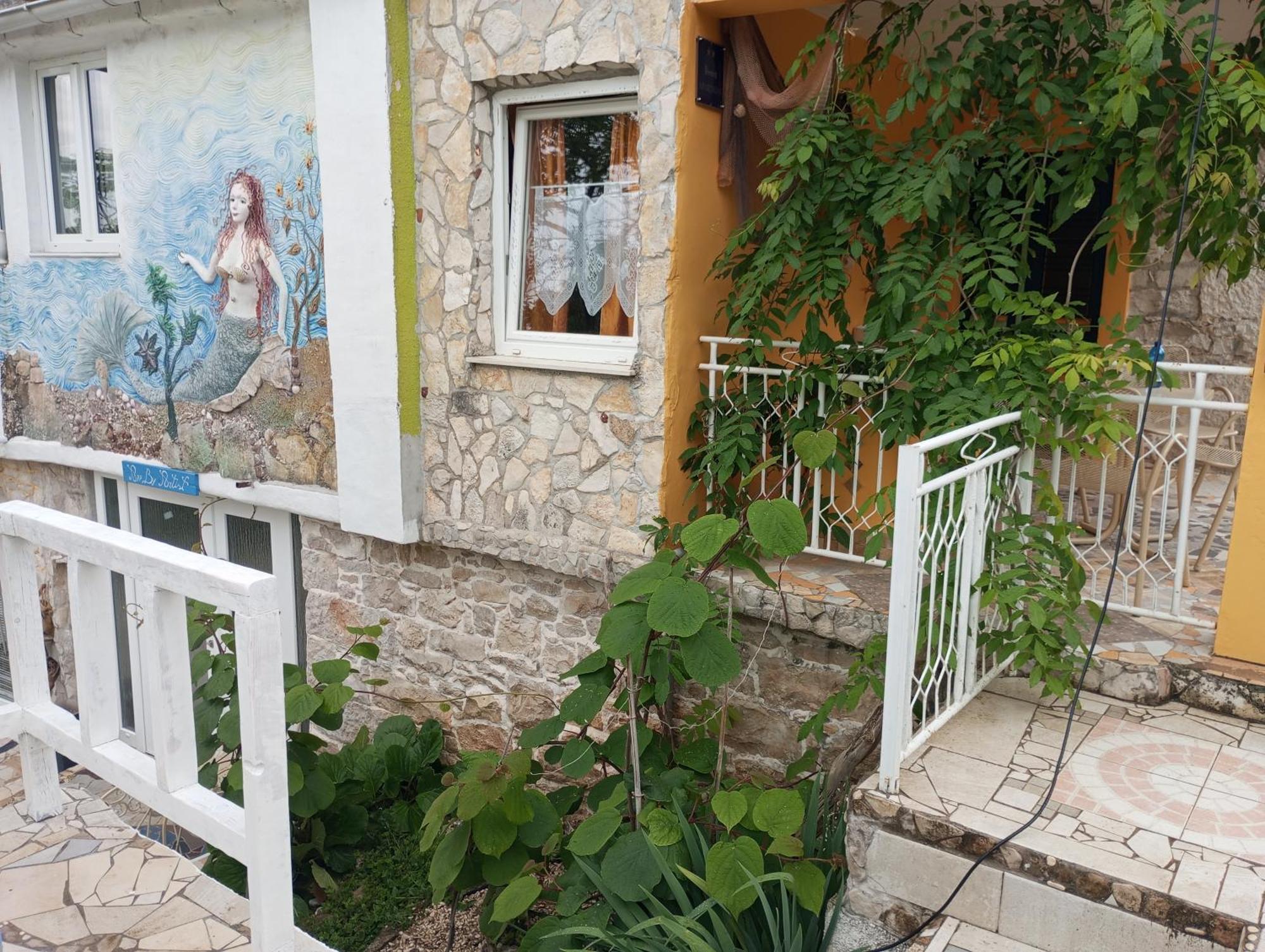 Apartman Sirena Pican Экстерьер фото